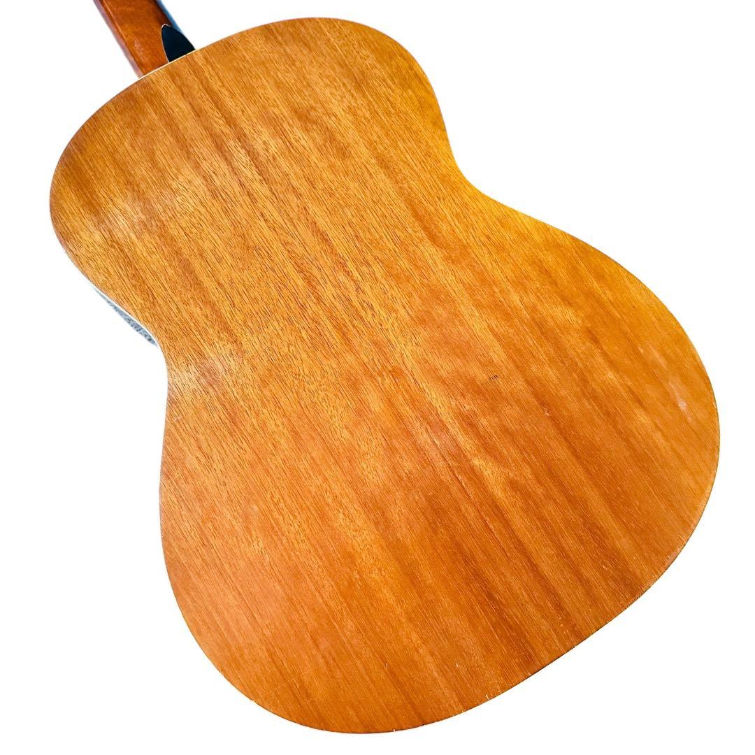 阿部　アコースティックギター　ガットギター　513