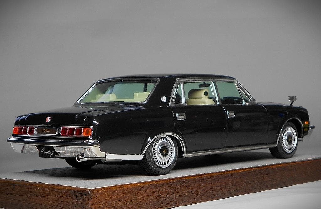 アオシマ　トヨタセンチュリー　VG45