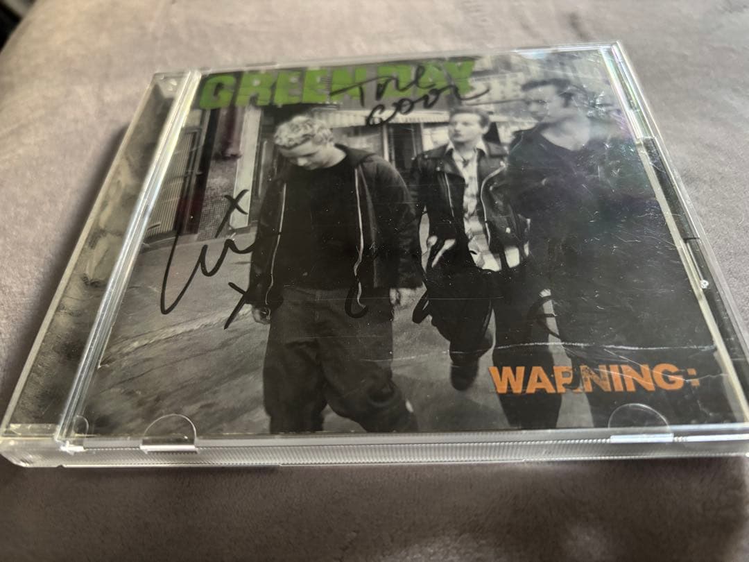 レアGREEN DAY 直筆サインCDWARNING グリーンデイパンクpunk