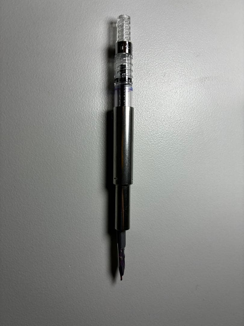 PILOT パイロット 万年筆 キャップレス ダークブルーマイカペン先M（中字）