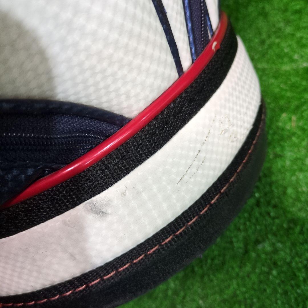 adidas ゴルフキャディバッグ オシャレなトリコロールカラー　フードカバー付