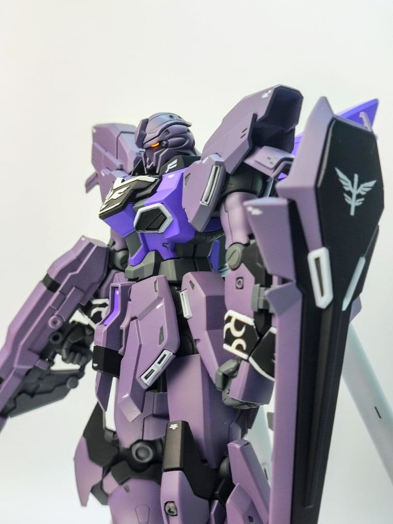 シナンジュスタイン　ガンプラ完成品