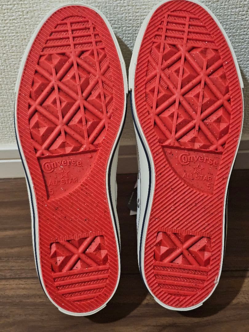 ハローキティコンバース　24cm オールスター