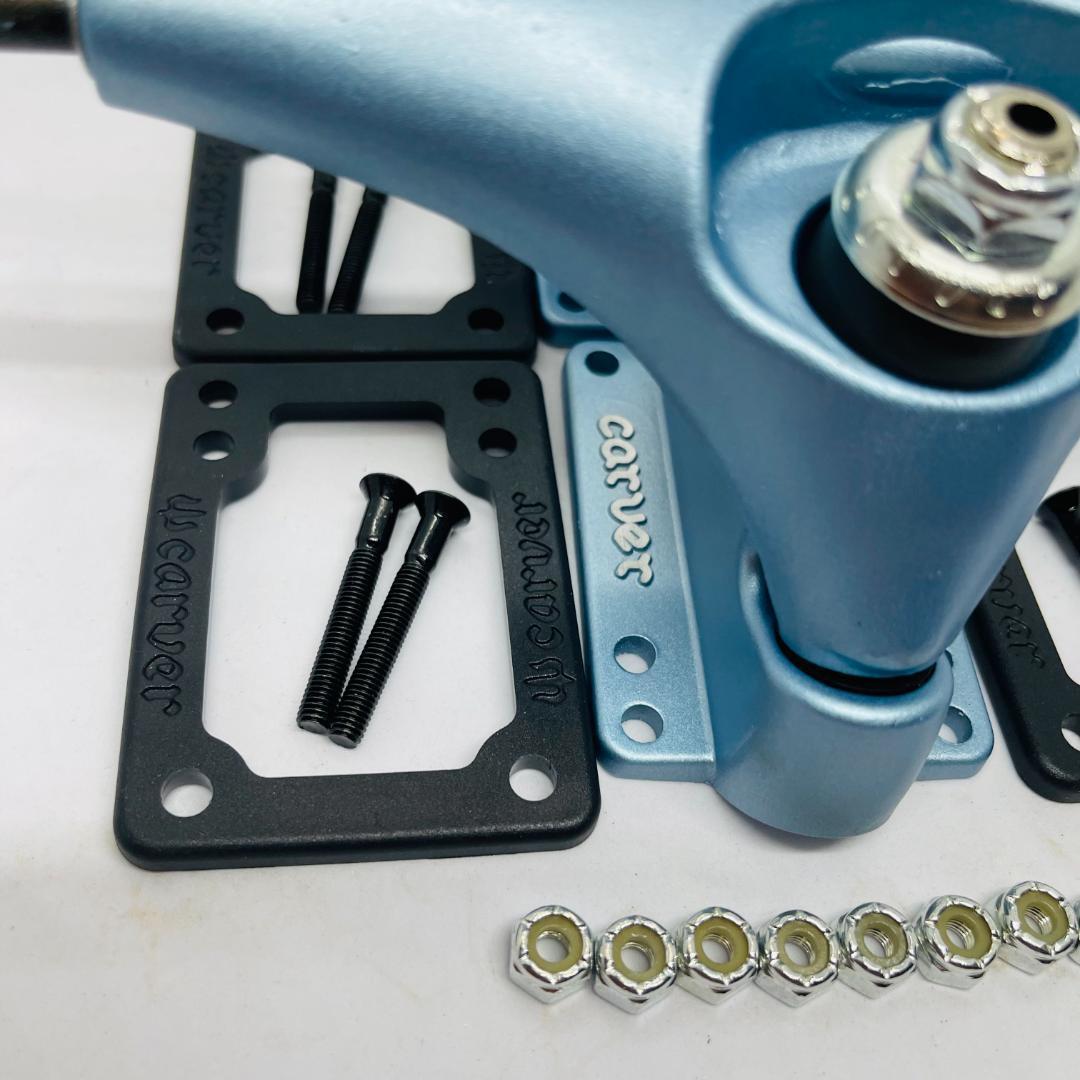 新モデル　CARVER カーバー CX4 トラック サーフスケートボード