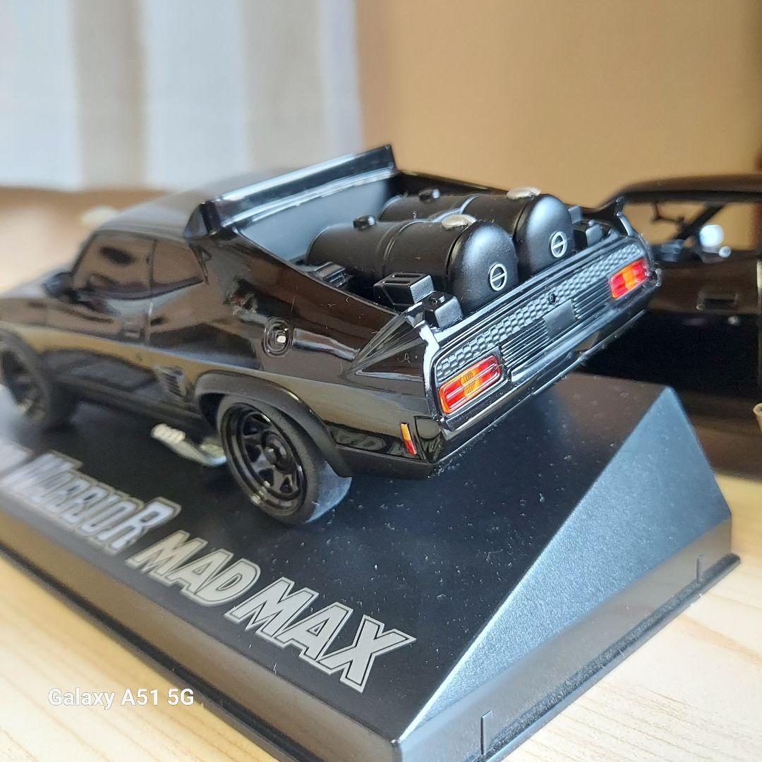 マッドマックス2 インターセプター オートアート1/18