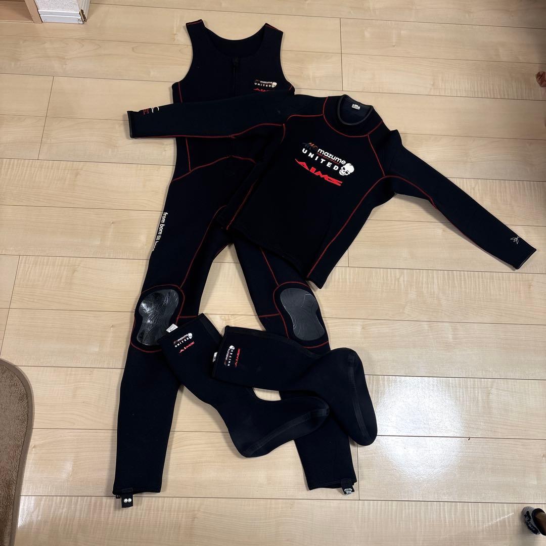 mazume ウェットスーツ 上着・パンツ・靴下セット