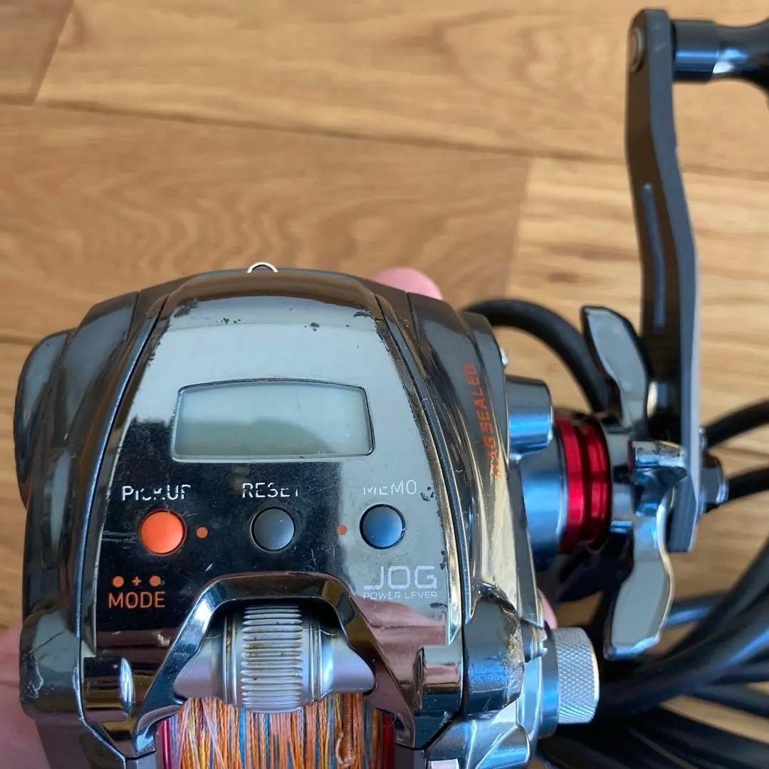 ジャンク品　電動リール　SEABORG 200J シーボーグ 充電器