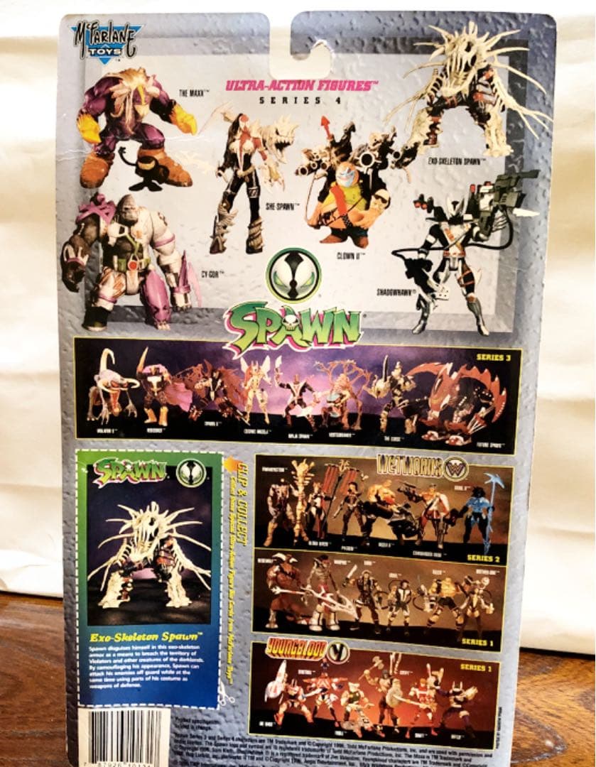 SPAWNのフィギュア　希少カラー