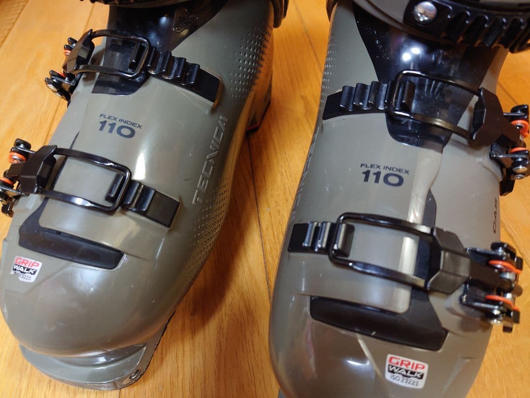 スキー Tecnica Cochise HV 110 DYN GW 27.5cm