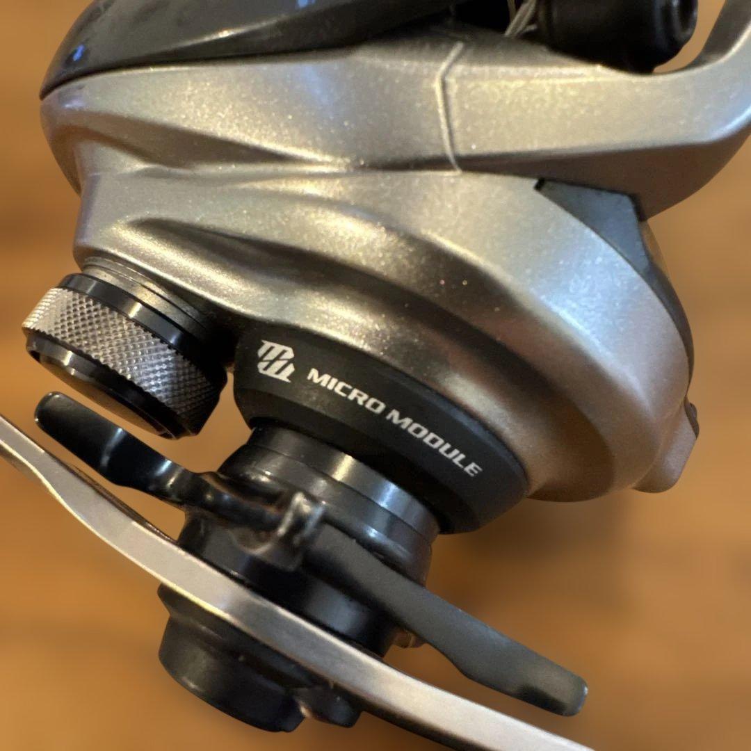 シマノ 13メタニウム HG 右 ベイトリール