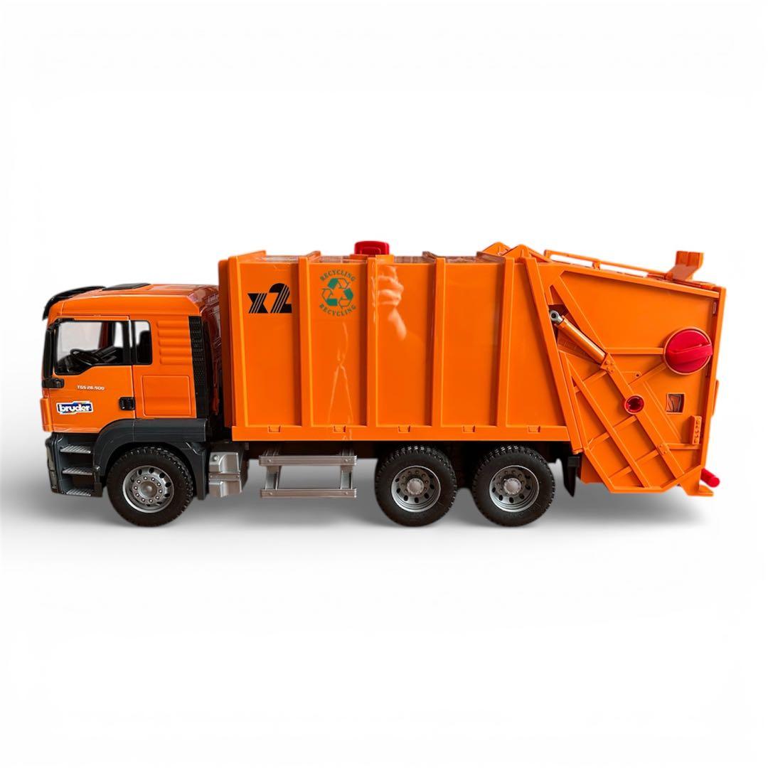 bruder ブルーダー MAN TGS ごみ収集車 BR03760 オレンジ