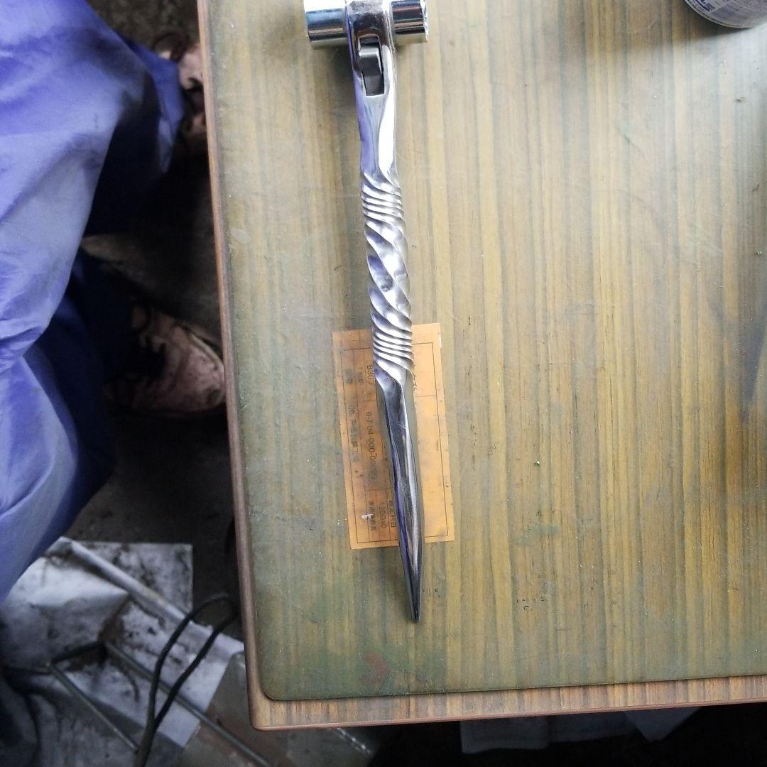 ツイストラチェット