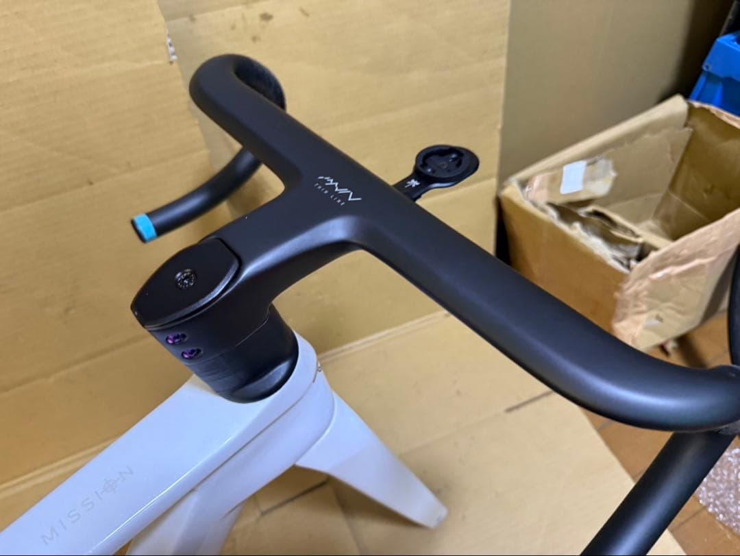 LEXOO フルカーボンエアロ　フレームセット　ロードバイク　DISC