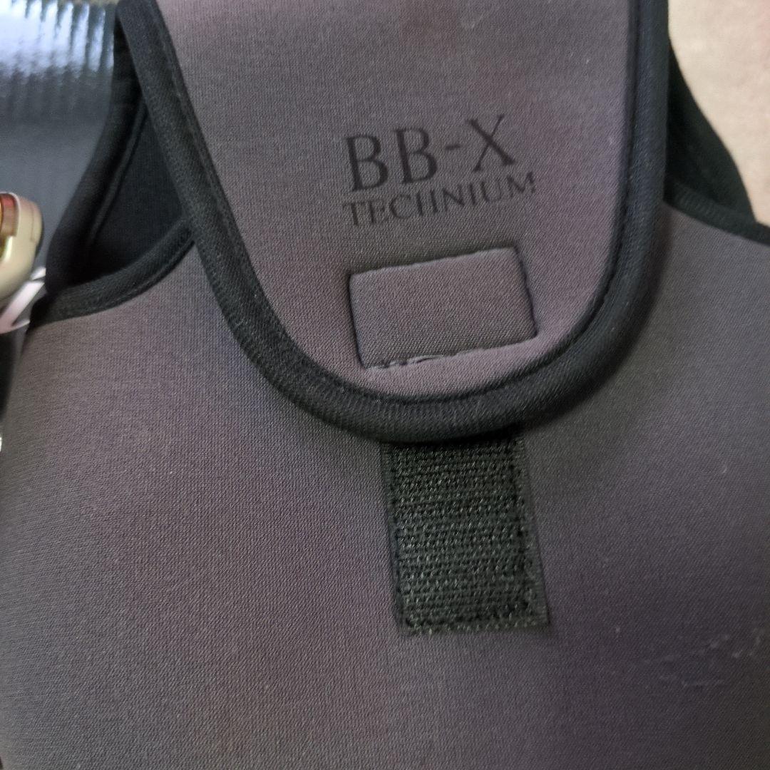 BB-X TECHNIUM 3000 II スピニングリール 専用ケース付き