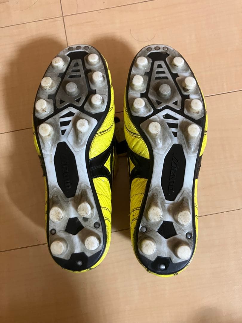 MIZUNO モレリア2 イエロー 30周年 24.0cm