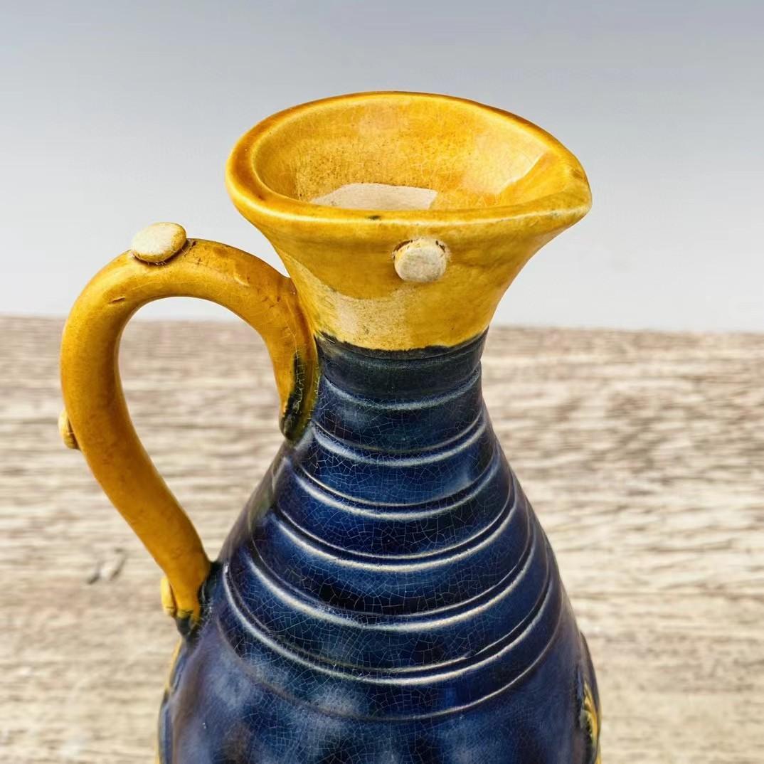 中国古美術・旧蔵の磁器・三彩壺・置物・書道具・茶道具・文房具・賞物