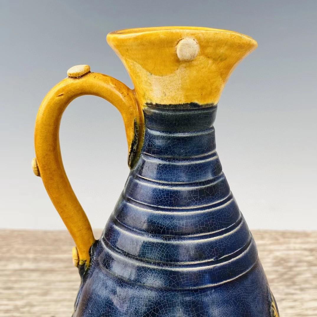 中国古美術・旧蔵の磁器・三彩壺・置物・書道具・茶道具・文房具・賞物