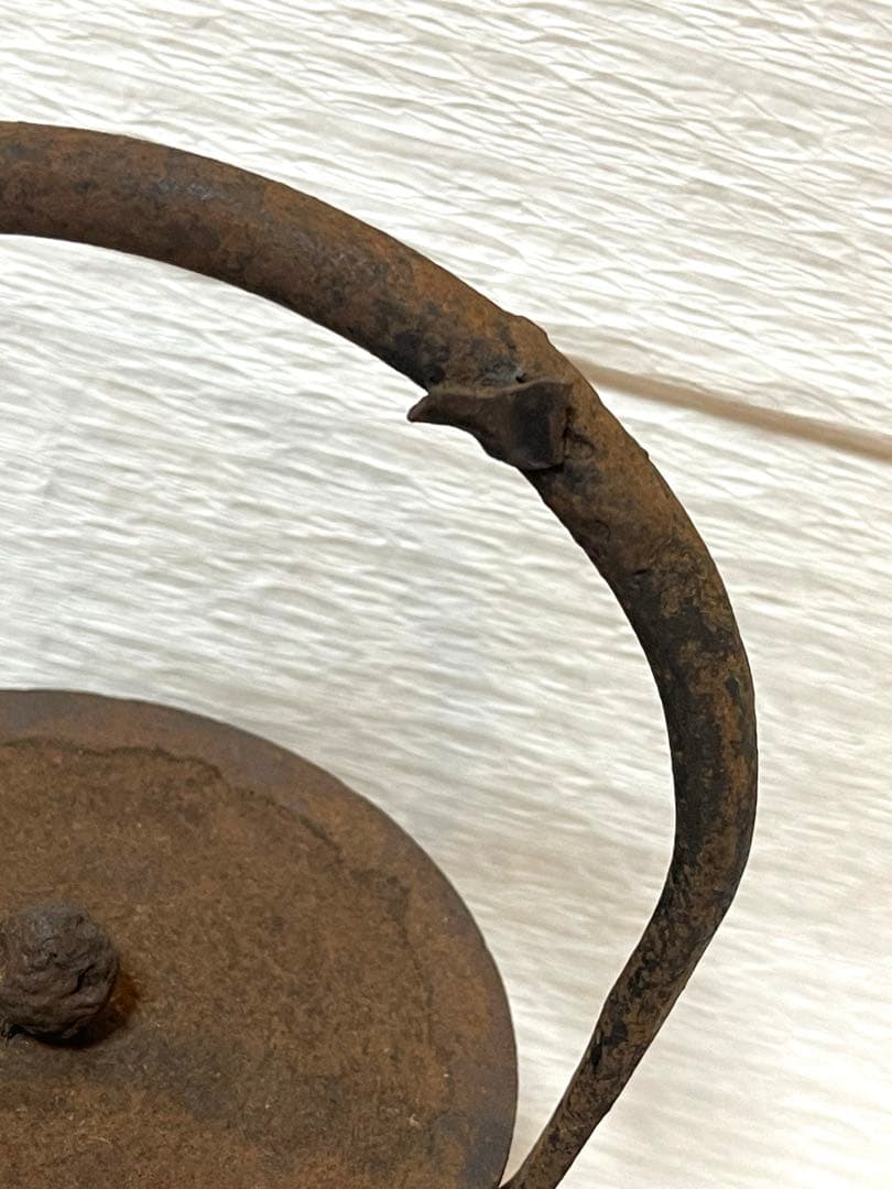 南部鉄器　鉄瓶　鉄製浮彫り鉄瓶　アンティーク　時代物122