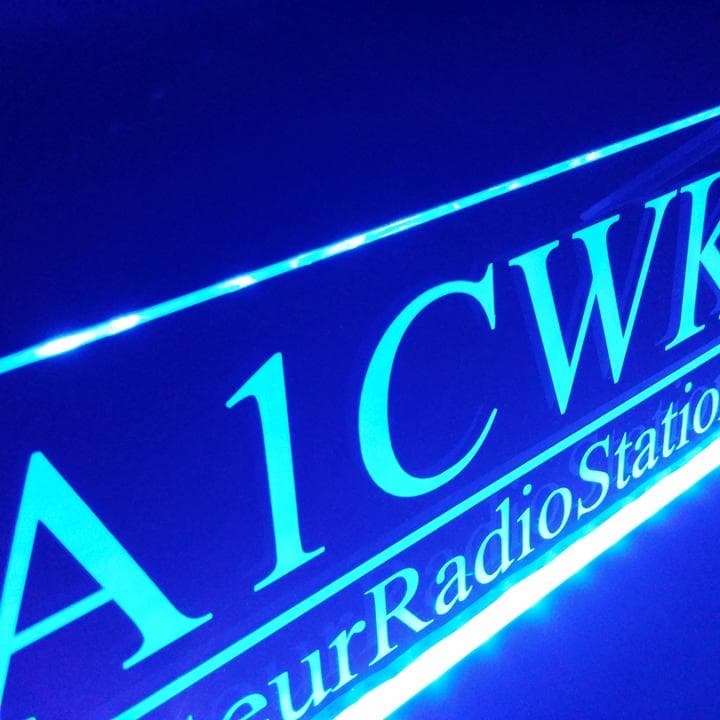 アマチュア無線 コールサインプレート① LEDアクリルプレート トラック 内装