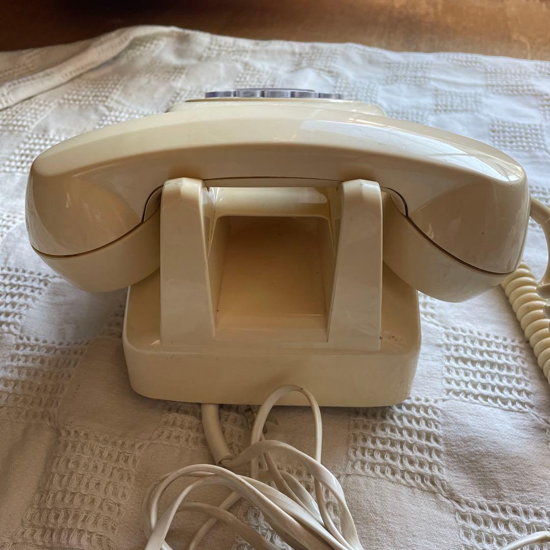 ダイヤル式電話機3   昭和レトロな電話