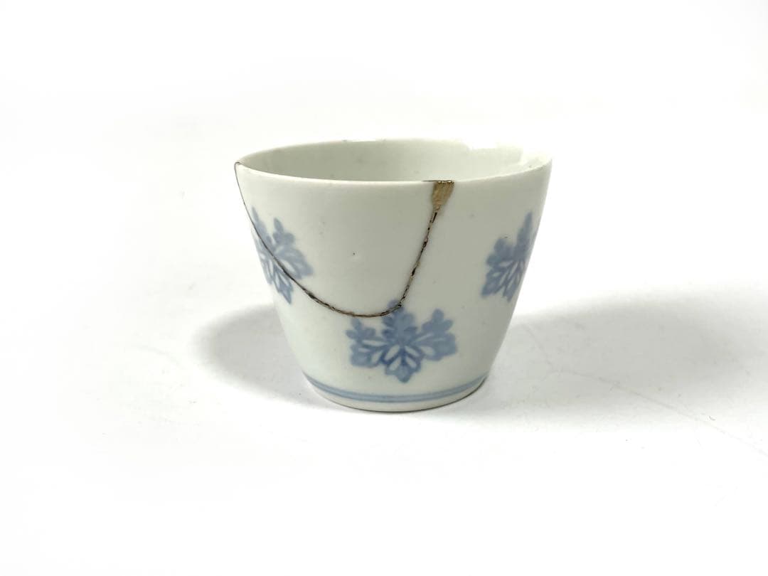 アンティーク　骨董　古伊万里　染付　こんにゃく印判　桐文様　桐　蕎麦猪口　銀継