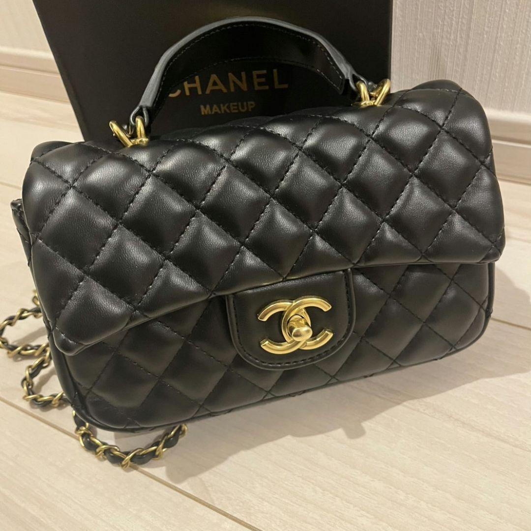 CHANEL　ノベルティ　チェーンショルダーバッグ　ブラック