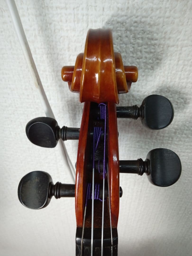 SUZUKIスズキバイオリン 1993年製 木製バイオリン本体 4弦茶色