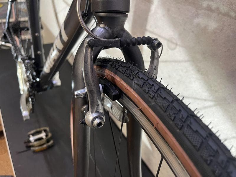 GIANT ESCAPE R3 クロスバイク sizeS　グレーカラー