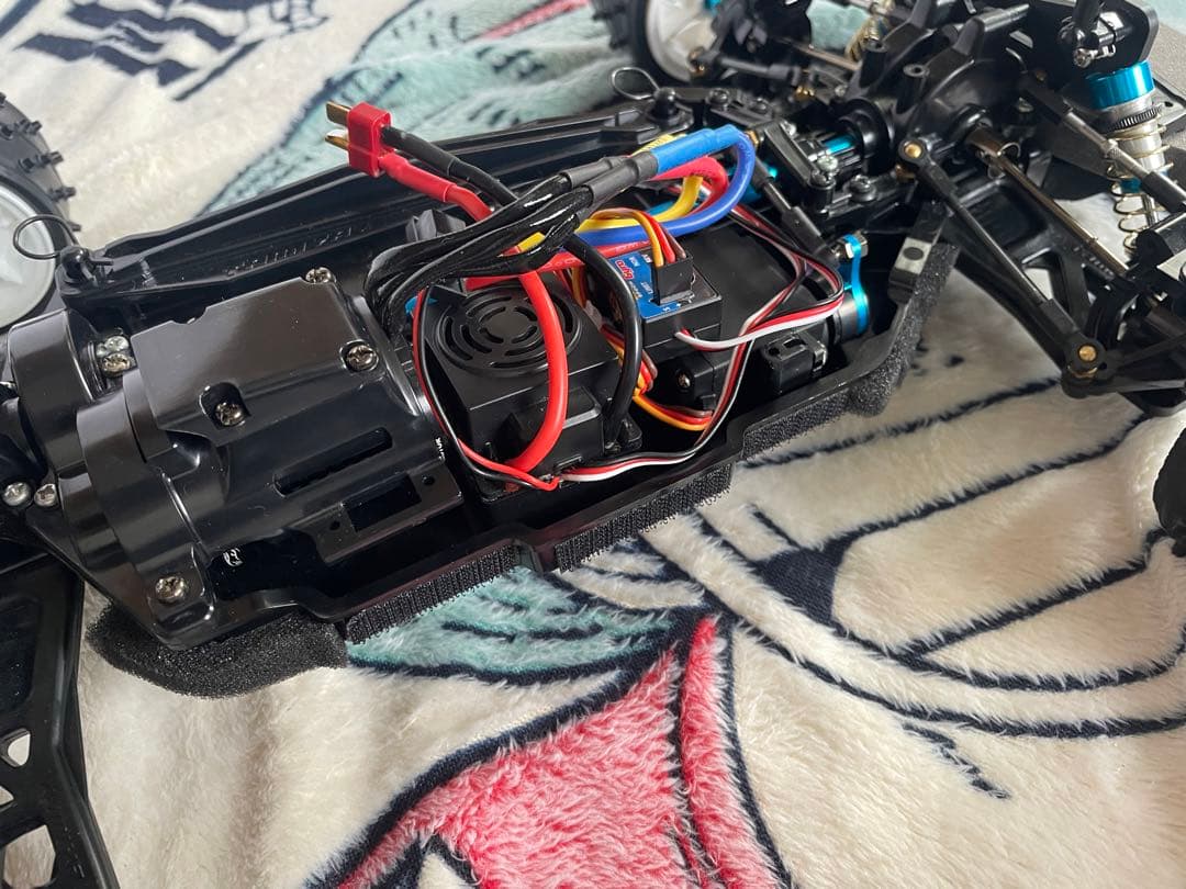 タミヤ TT-02B ツーリングボディ・ブラシレスモーター・ ピニオン19T