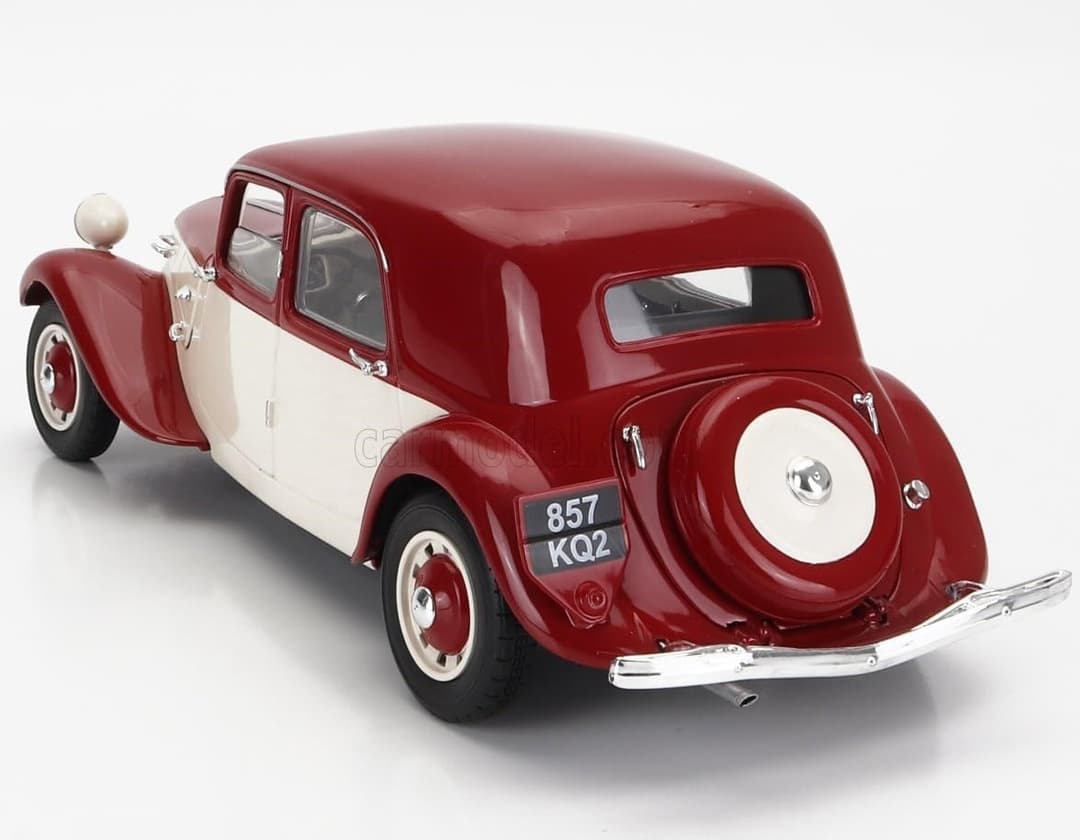 1/18 シトロエン トラクシオン11CV 1937 レッド／クリーム ソリド