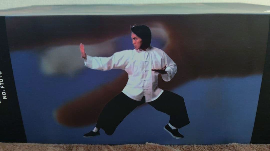 映画[カンフーハッスル(チャウ•シンチー)]1/6サイズアクションフィギュア!!