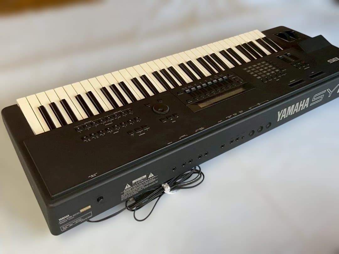 YAMAHA ヤマハ SY85 シンセサイザー 61鍵盤