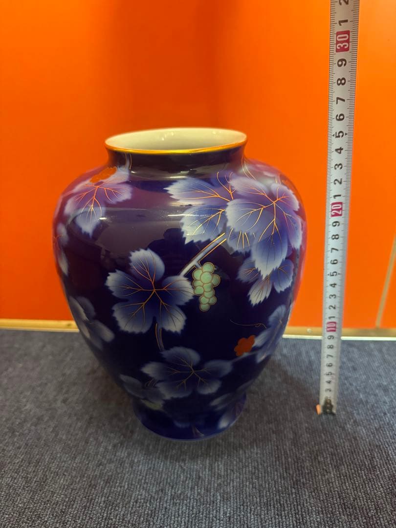 1566深川製磁　瑠璃　花瓶　金彩　未使用