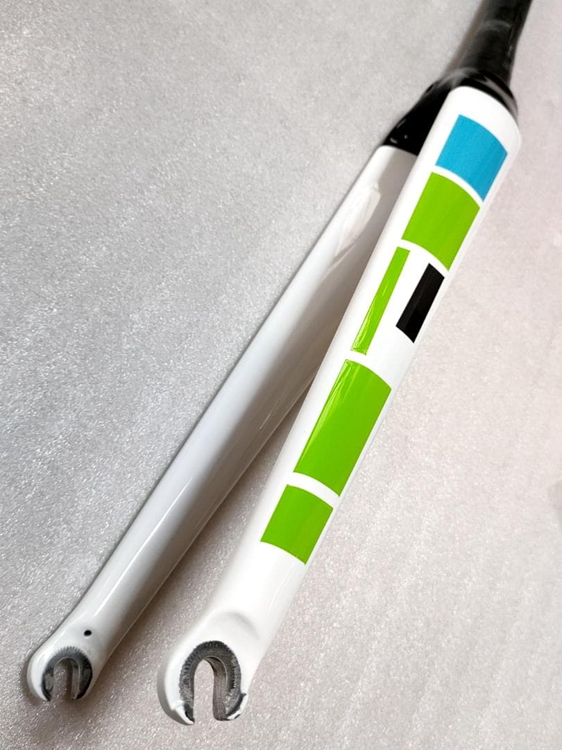 美品 超軽量 カーボンフレームセット ロードバイク 自転車 Lサイズ