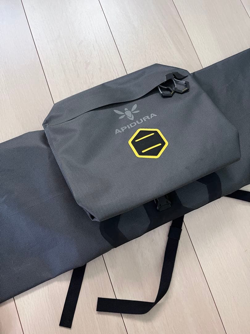 アピデュラ　レア　ハンドルバーバッグ　アクセサリーポケット 中古