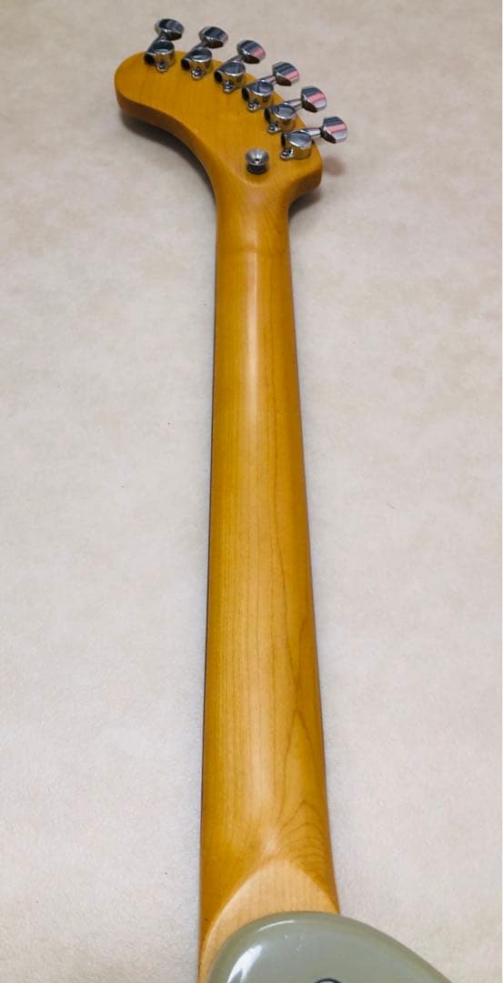 【超美品】ZO-3 グレー アンプ内蔵ミニギター ヘッドフォン端子付