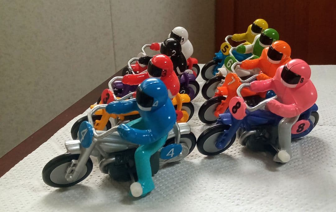 オートレース フィギュア おもちゃ レトロ 1号車~8号車 未使用品